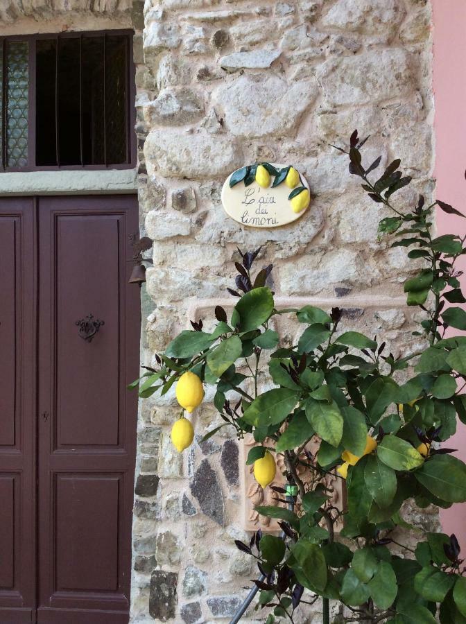 Aia Dei Limoni Villa Tivegna Exterior photo